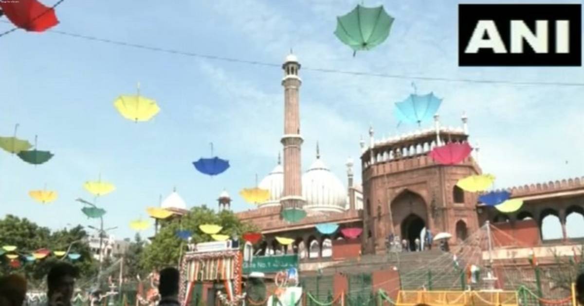 G20 Summit: Jama Masjid area decorated with flowers, bright umbrellas
